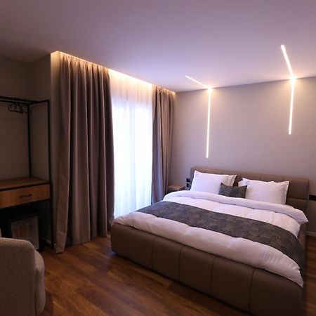 Dallga Suites Tushemisht ภายนอก รูปภาพ
