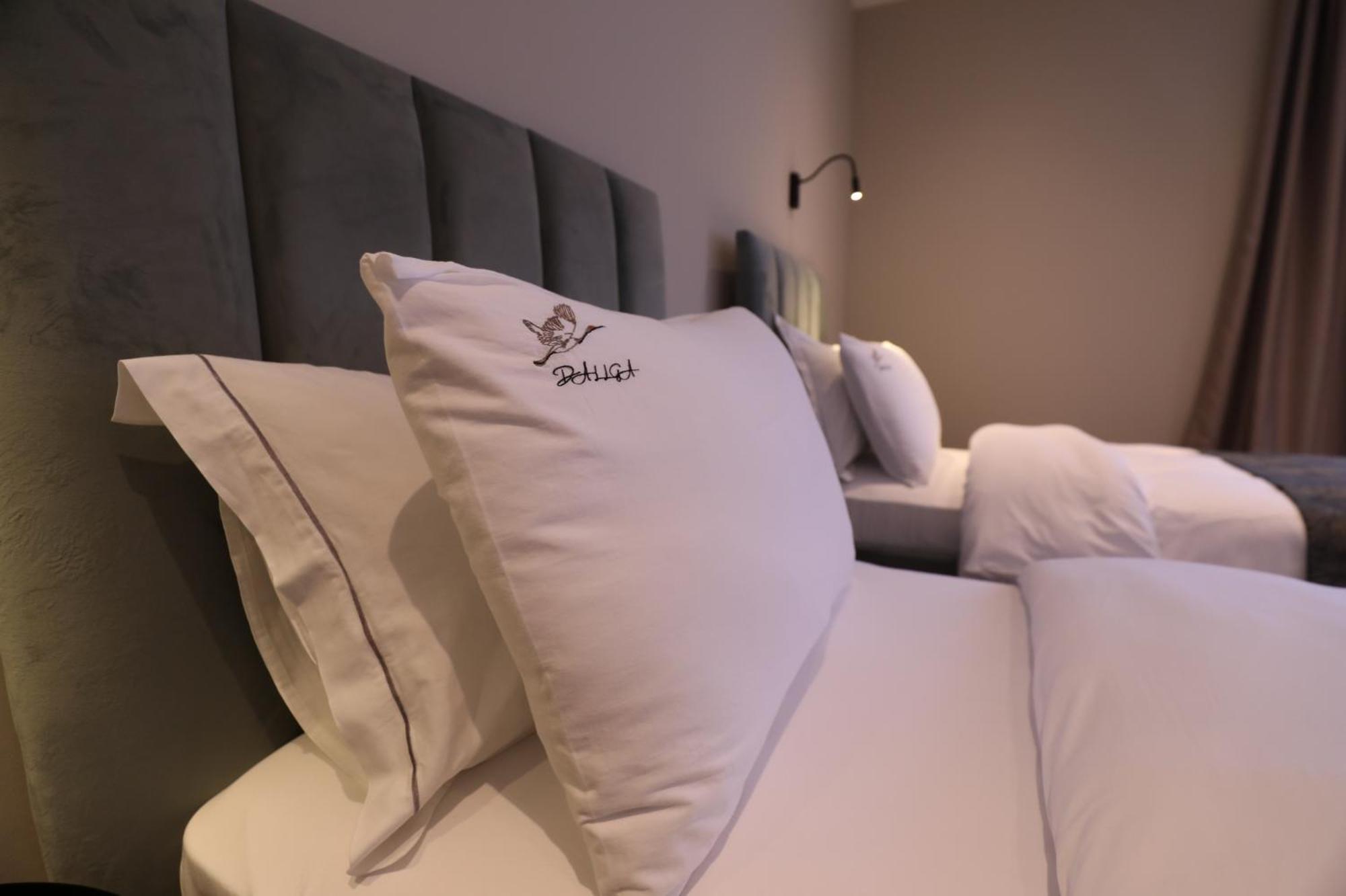 Dallga Suites Tushemisht ภายนอก รูปภาพ