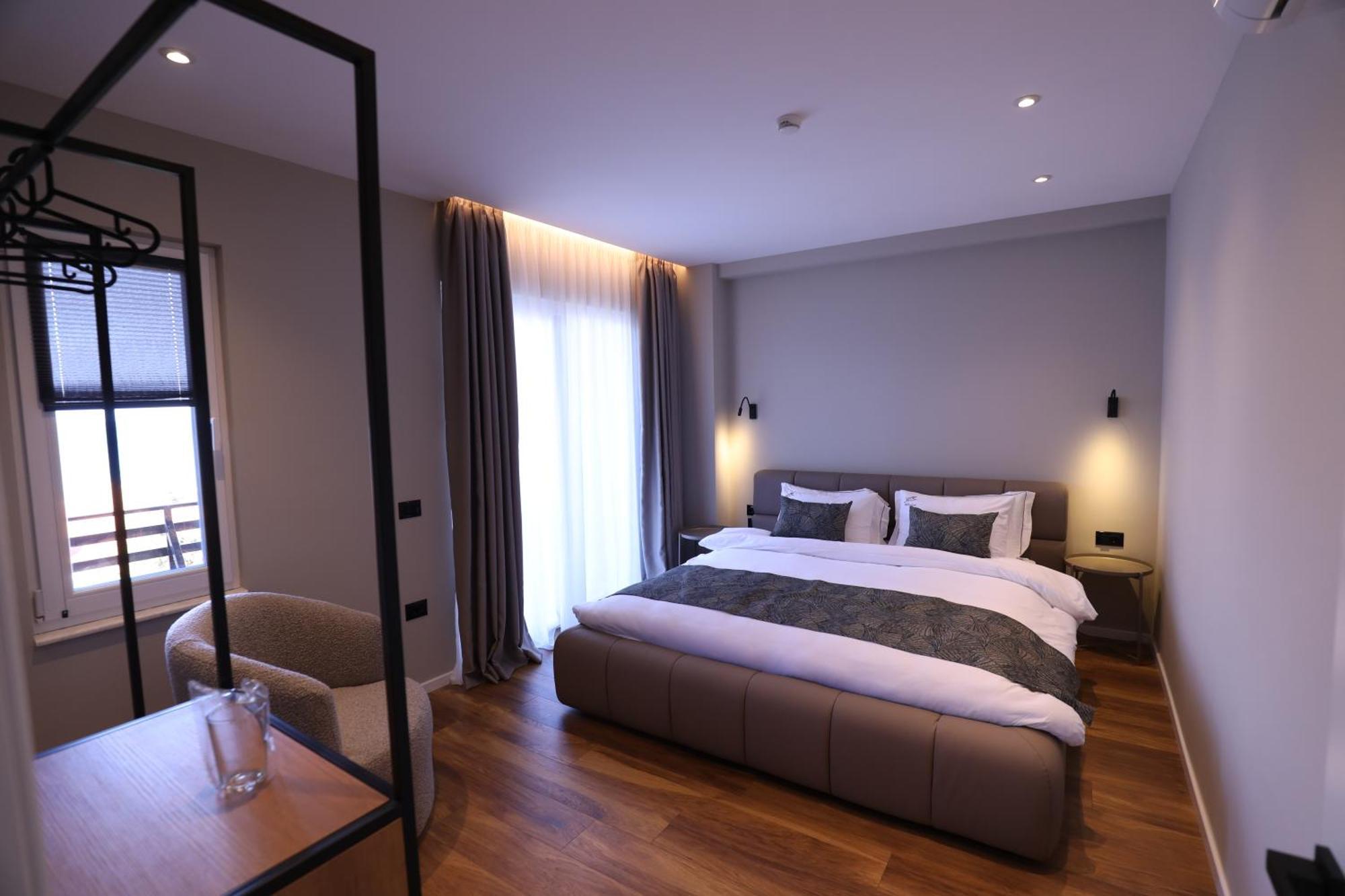 Dallga Suites Tushemisht ภายนอก รูปภาพ