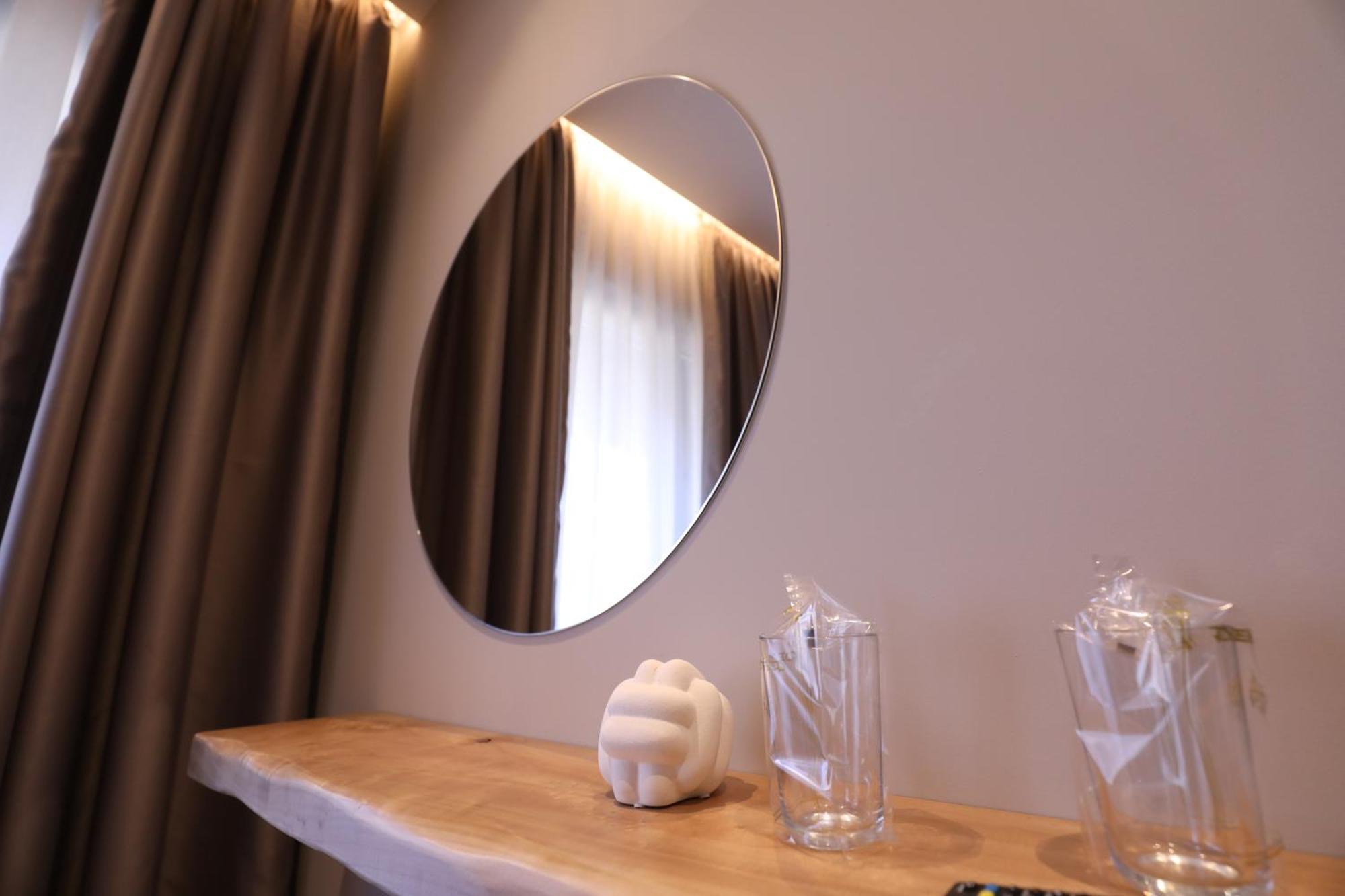 Dallga Suites Tushemisht ภายนอก รูปภาพ