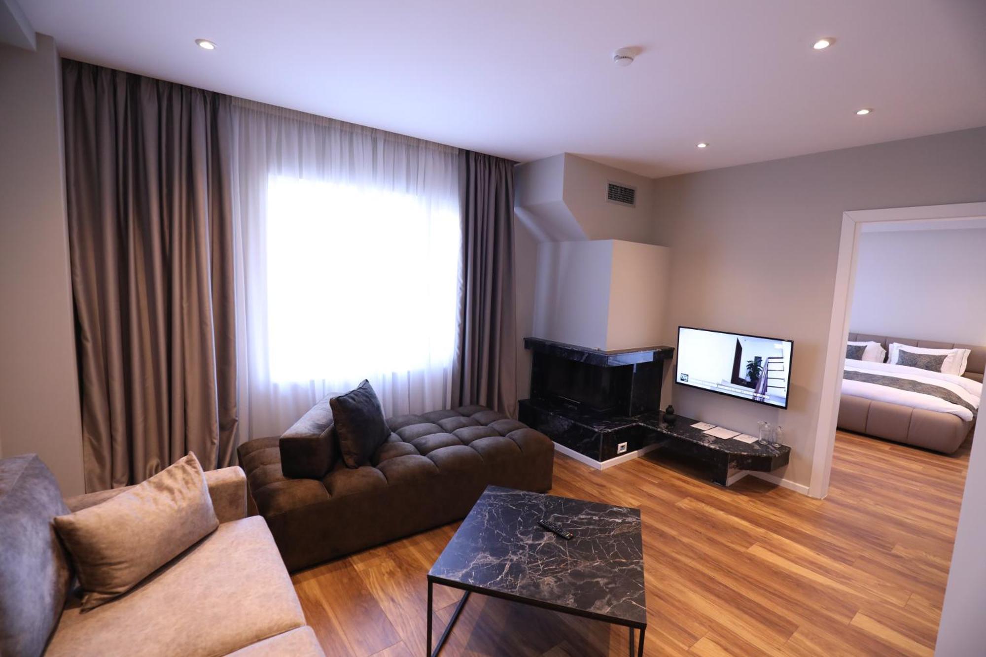 Dallga Suites Tushemisht ภายนอก รูปภาพ