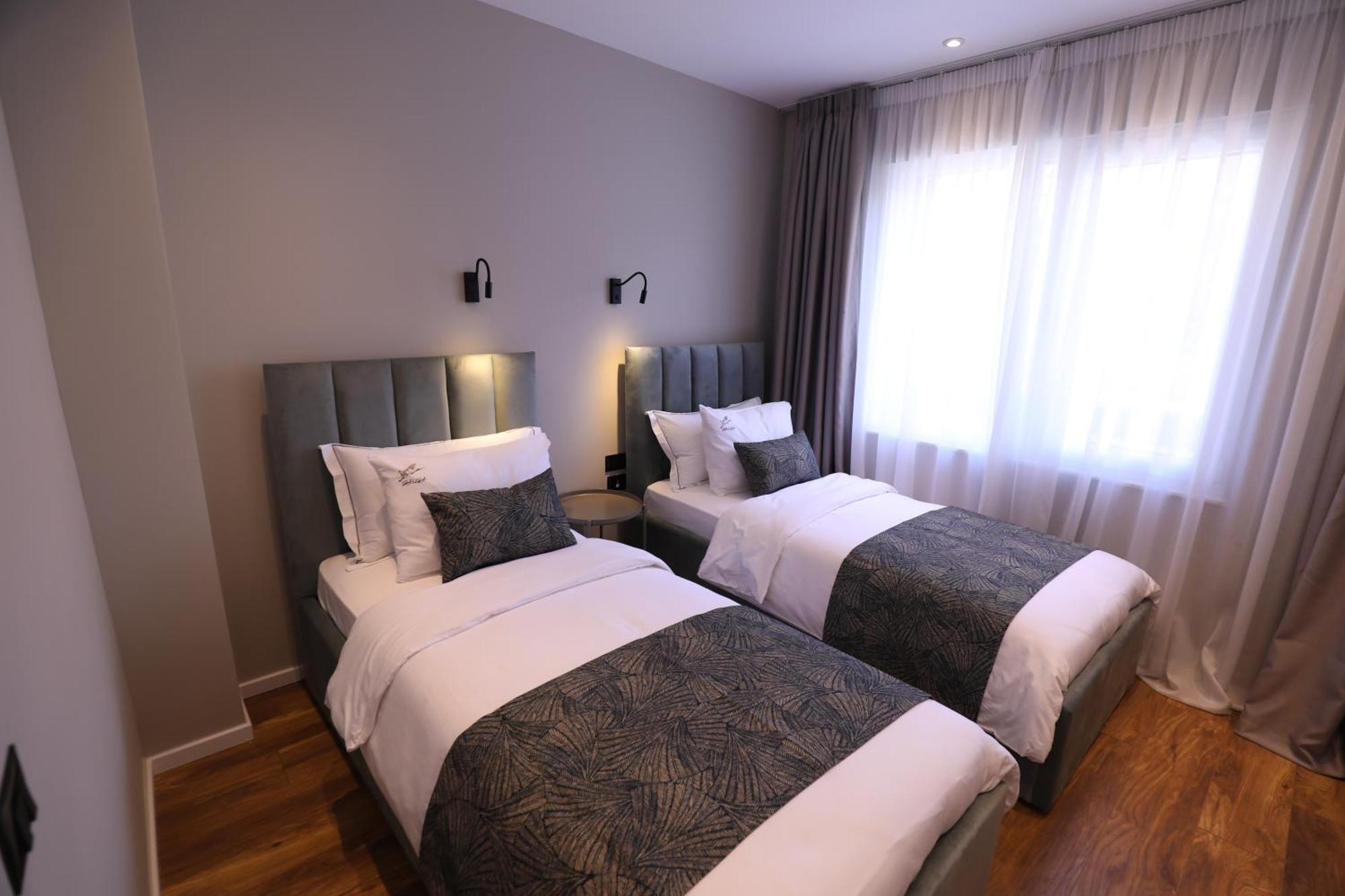 Dallga Suites Tushemisht ภายนอก รูปภาพ